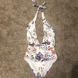 One-piece halter suit